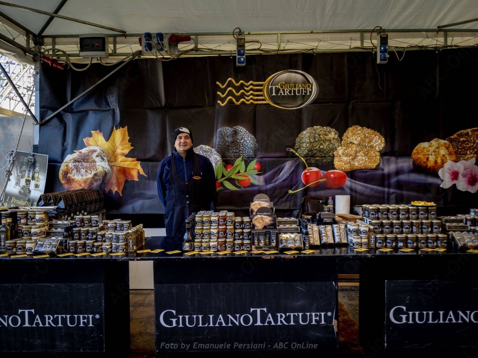 consegne a domicilio di tartufi norcia giuliano norcineria felici